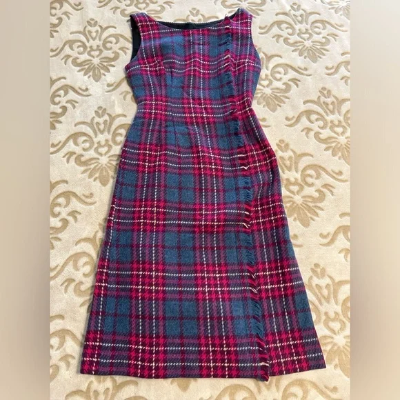 Vintage 60’s plaid wool sleeveless dress, small - Picture 1 of 13